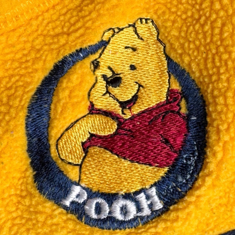 Vtg 90s Disney Winnie The Pooh Fleece Colorblock Vest P to P: 11.75” L: 13” - Picture 6 of 9